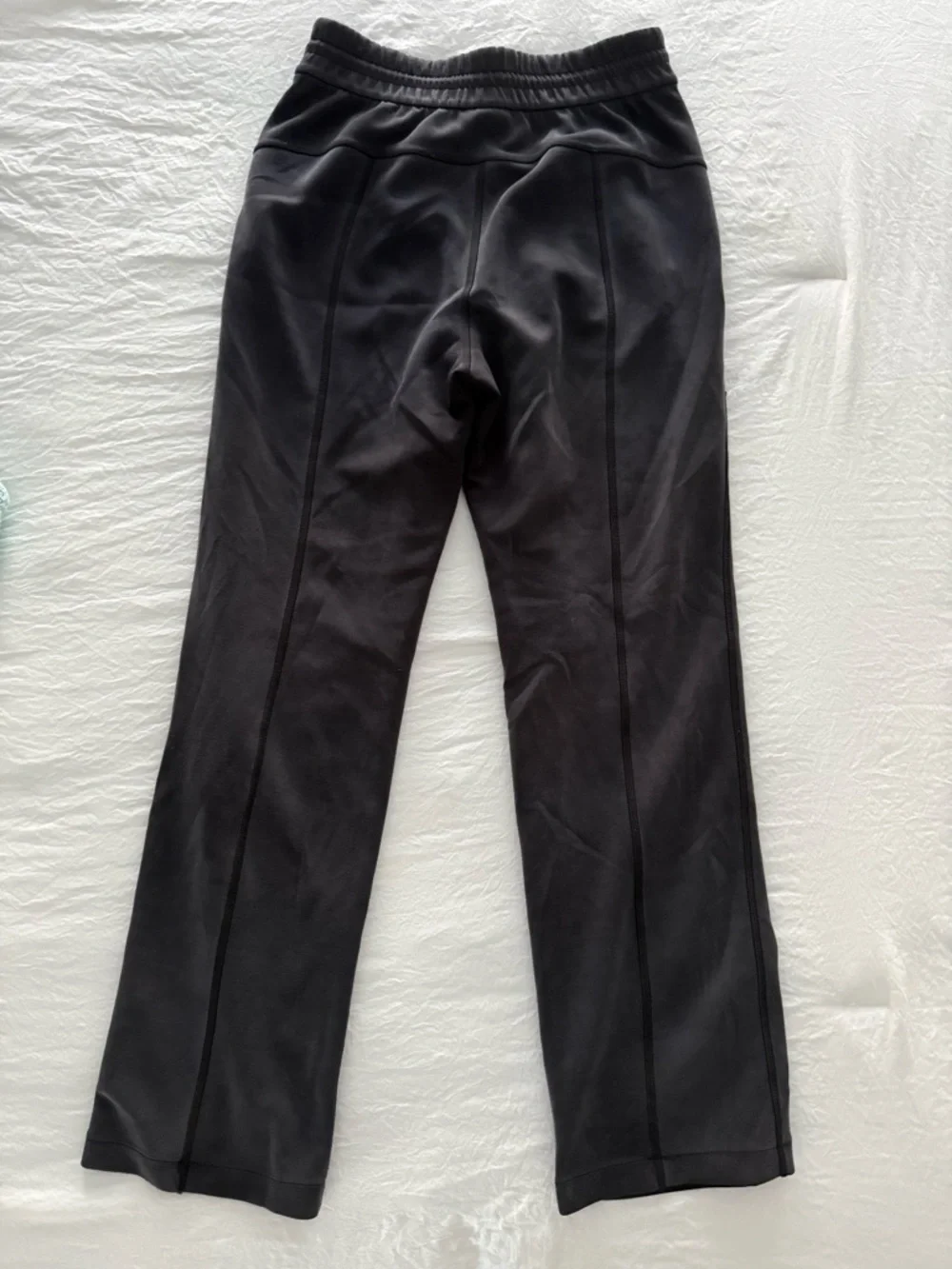 Lululemon | Softstreme High-Rise Wide-Leg Pant | Size 6 | Navy Blue - Picture 2 of 4